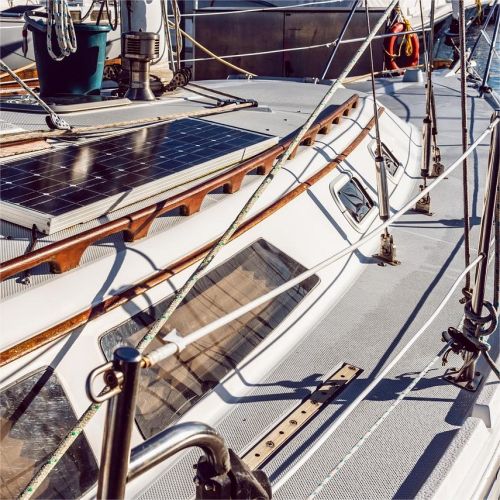 marine solar power system provides